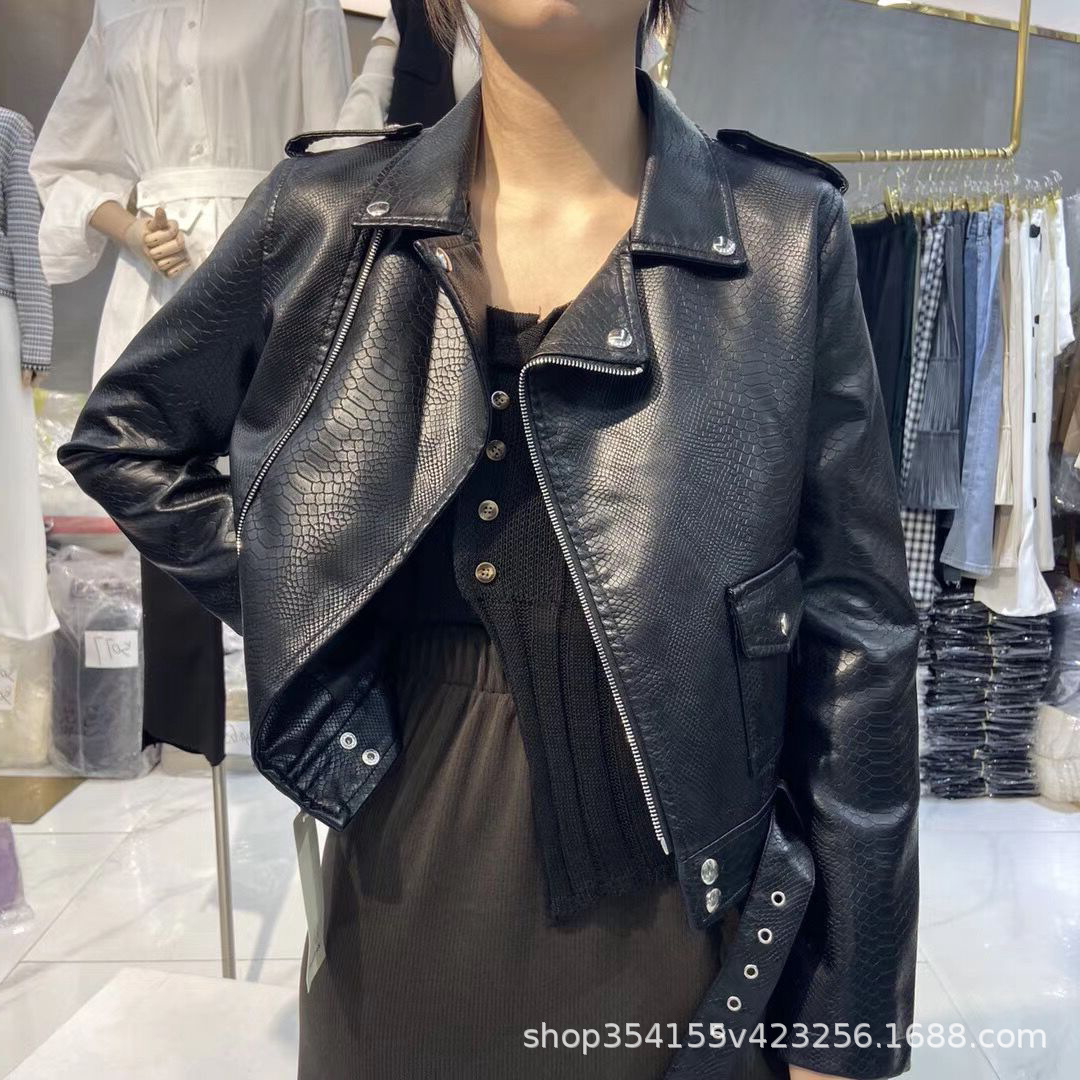 O1CN01RShZKS1p0WyE4Gyhb_!!2522