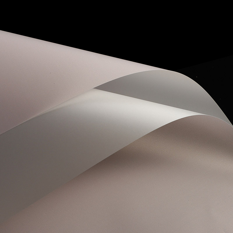 Papel de embalaje de flores brillantes de metal liziran papel de regalo de dos colores papel de embalaje de flores de papel de cartón al por mayor