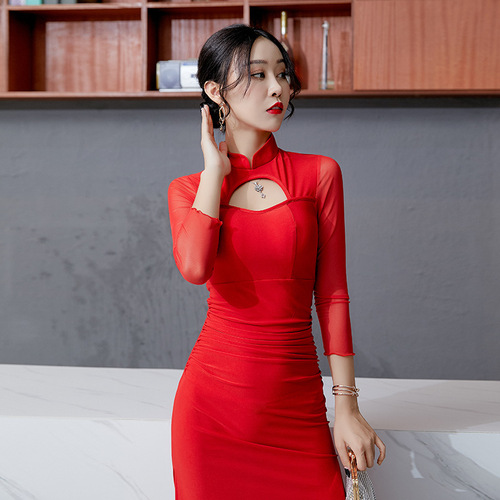 Red pink black lace Club ladies during daily etiquette restoring ancient ways Chinese Dresses Retro Qipao autumn winters is mother improved split qipao dress