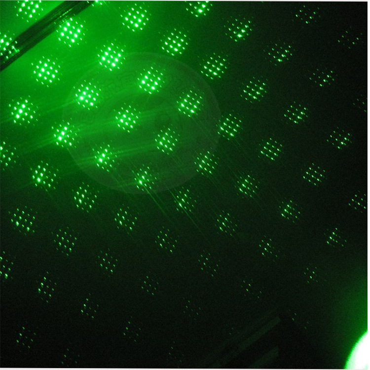 De alta potencia 009 linterna láser verde punto único cielo estrellado ventas bandeja de arena luz indicadora luz fuerte tiro largo autodefensa