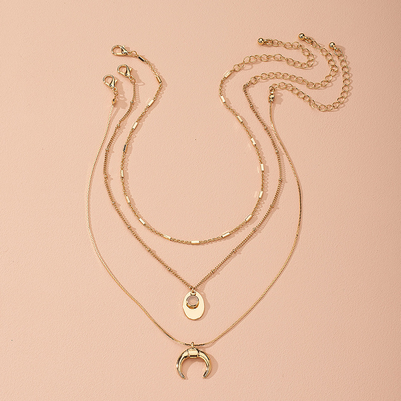 Korea's New Chain Fashion Retro Niche Cool Alloy Clavicle Chain Wholesale display picture 3