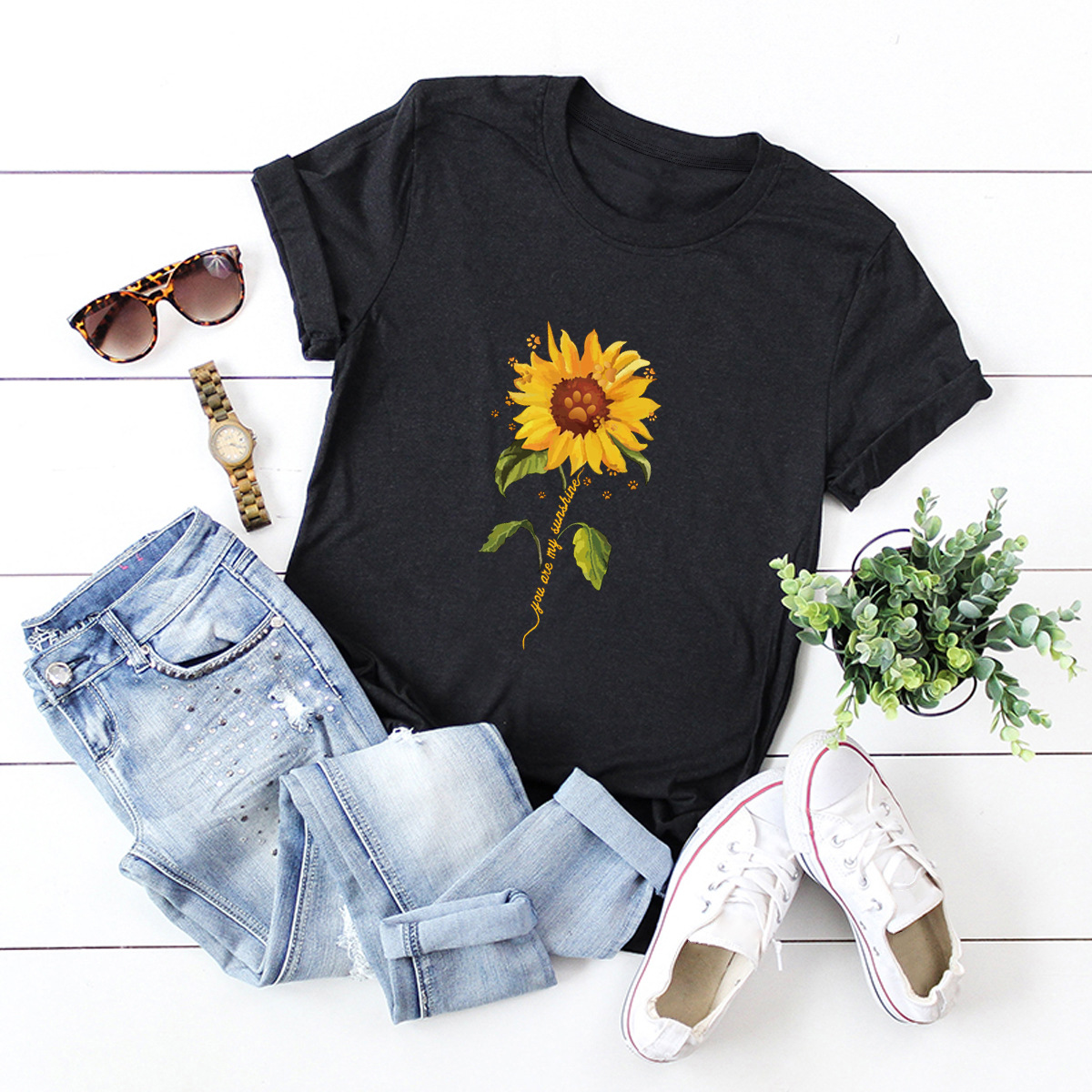 Camiseta de manga corta cómoda con flores de girasol NSSN1473