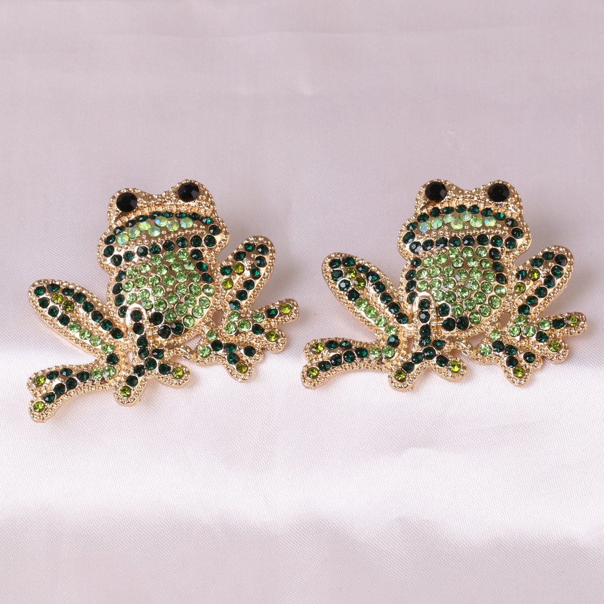 Wholesale Inlaid Green Diamonds Cute Frog Rose Gold Small Animal Earrings For Women display picture 3