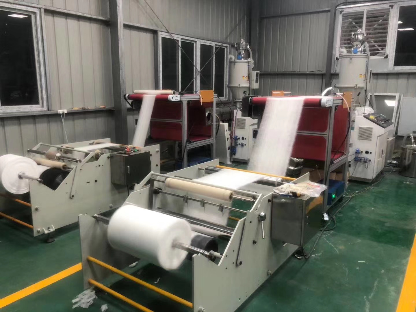 厂家直销熔喷布/无纺布收卷机