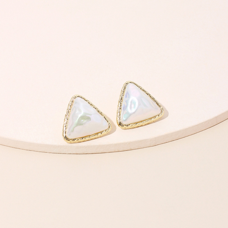 9g Weight Earrings Classification Wedding, Travel Occasion Human Face Pattern Women'S Gender Gold Color Simple Geometric Triangle Earrings Korean Pearl Earrings Wholesale Nihaojewelry 3