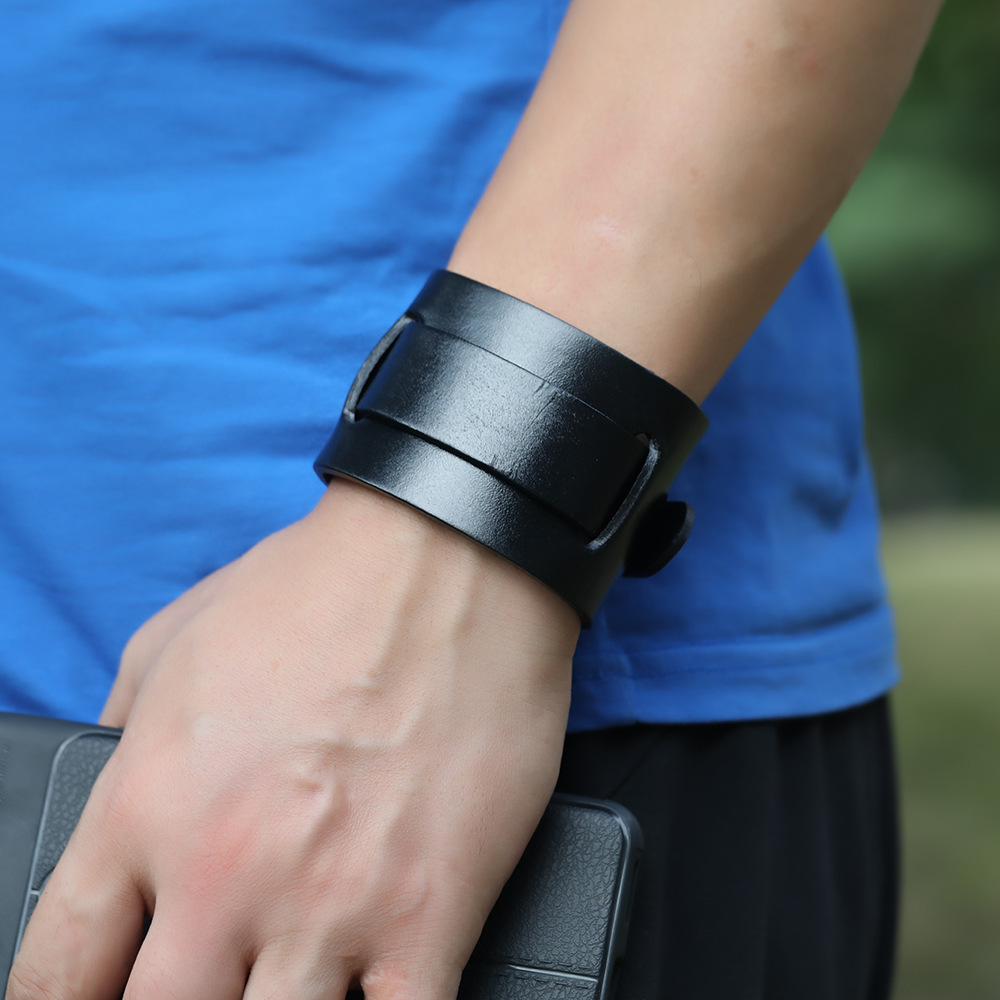 hot-saling retro menu0027s leather simple adjustable punk wide leather bracelet