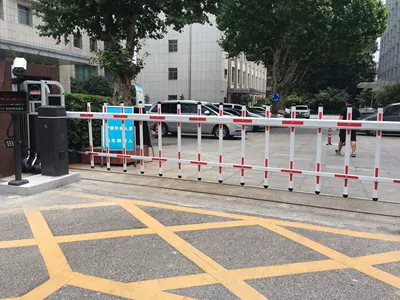 Avtomobil tanıma sistemi Identification Barrier Gate Charge
