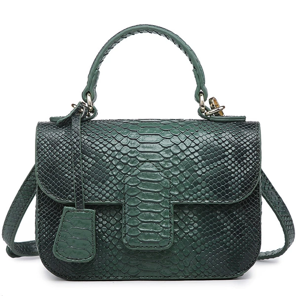 Snake pattern green