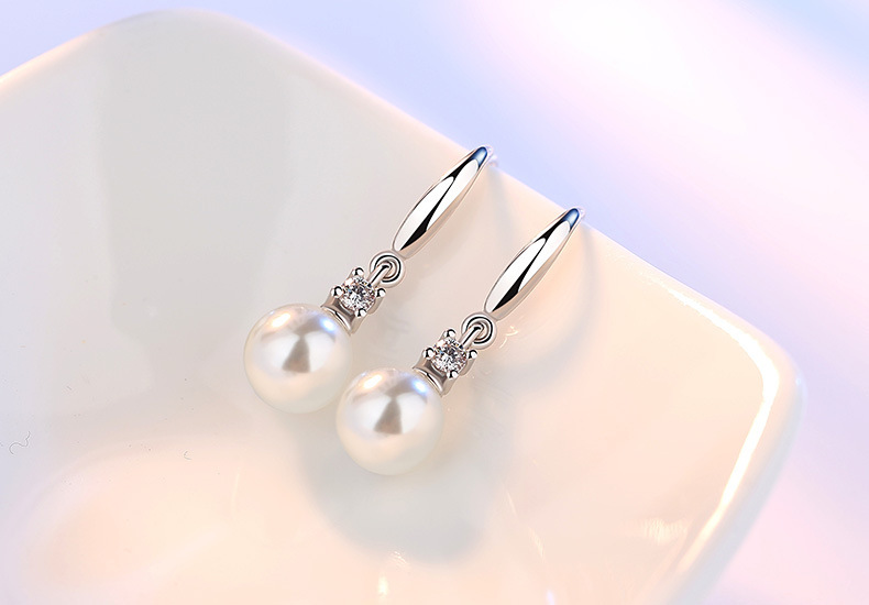 Korean Zircon Pearl Silver Earrings Wholesale display picture 3