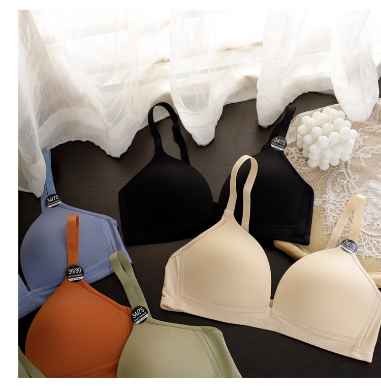 复制_法式三角杯优森迪衣库同款性感内衣女小胸聚.jpg