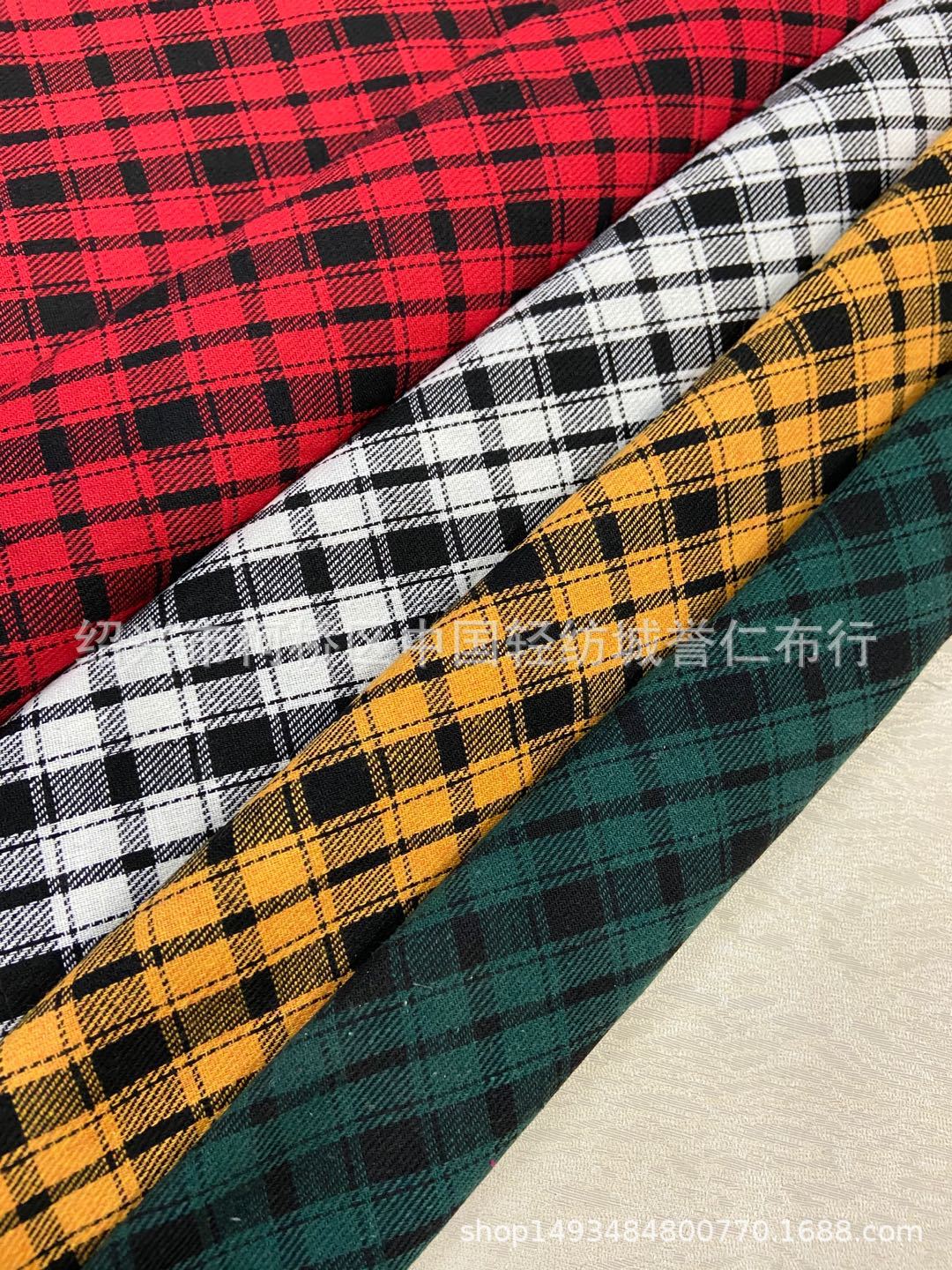 厂家直销涤棉面料梭织布春秋款衬衫布色织西装格子面料工艺布现货