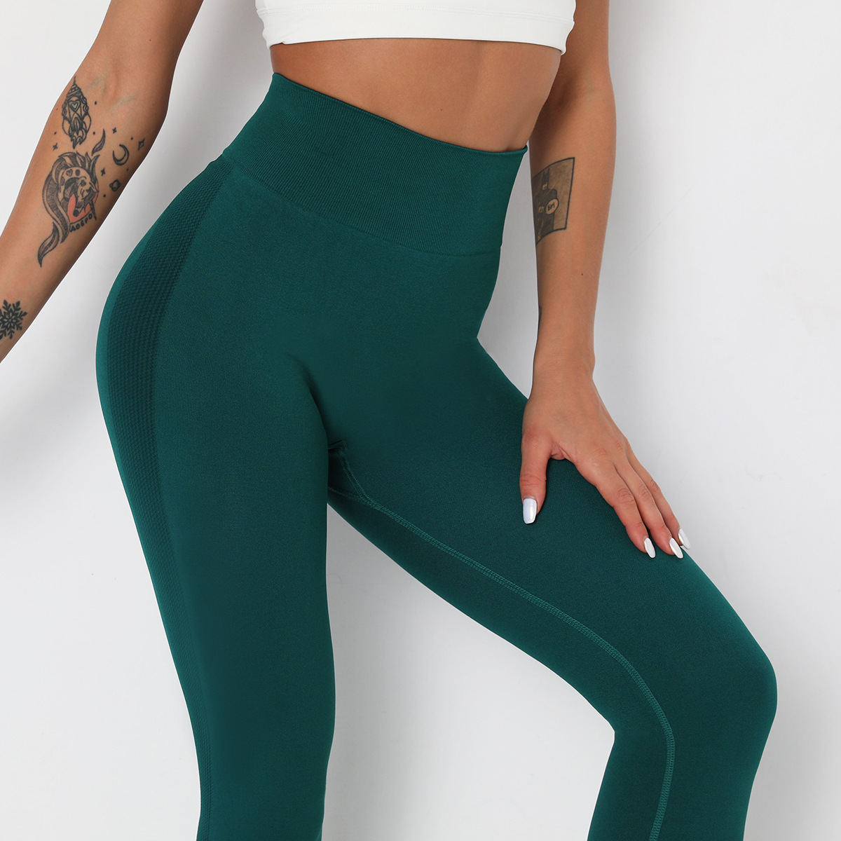 seamless high waist tight-fitting hip-lifting solid color sports pants  NSNS11011