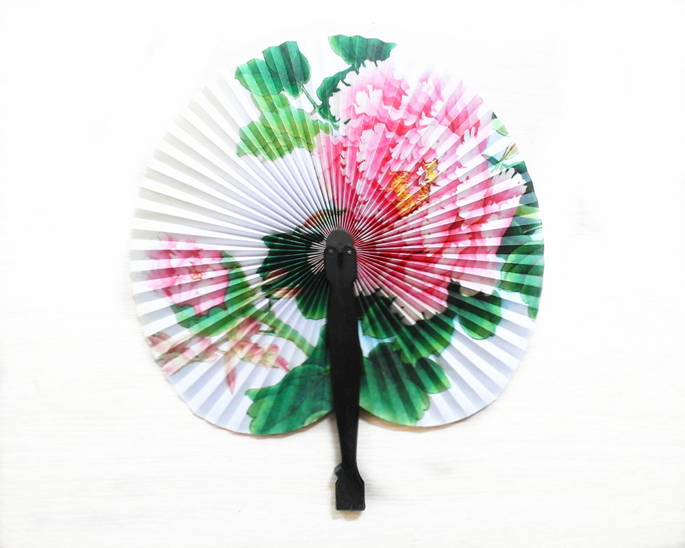 travel technology Paper folding Paper handle circular folding fan Travel circular folding fan Plastic handle Flower and Bird View Folding Fan