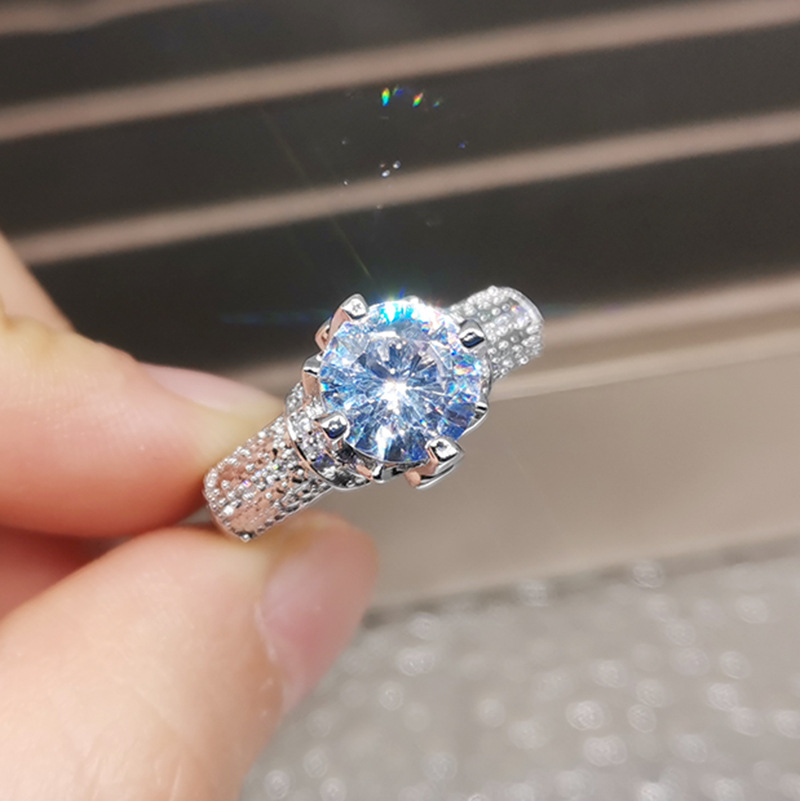 Zhen Rong wish new group inlaid broken diamond petals four claw moissanite women's ring luxury micro inlaid simulation diamond ring engagement ring