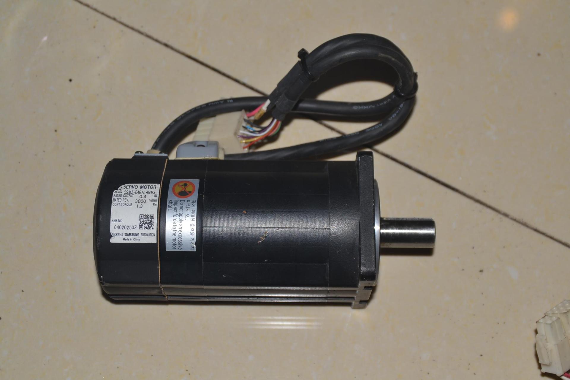 三星伺服电机 CSMZ-04BA1ANM3  400W 3000转 1.3NM