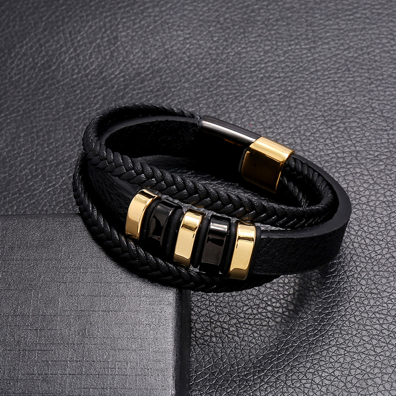 Fashion two-color stainless steel magnet buckle menu0027s leather bracelet simple bracelet
