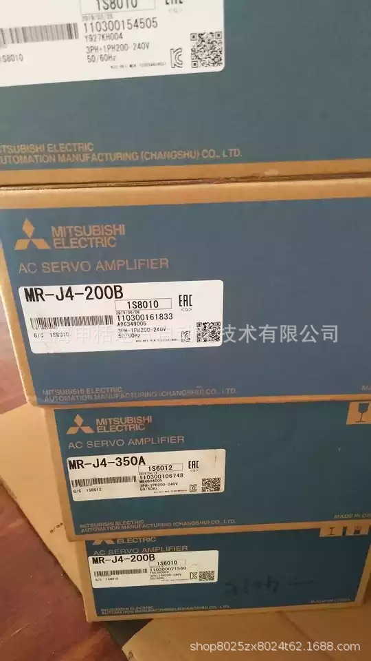 三菱电机马达全新现货HC-SFS301B，质保一年，欢迎议价，当天发货