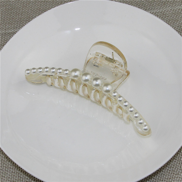 Large champagne color (11.5 cm long)