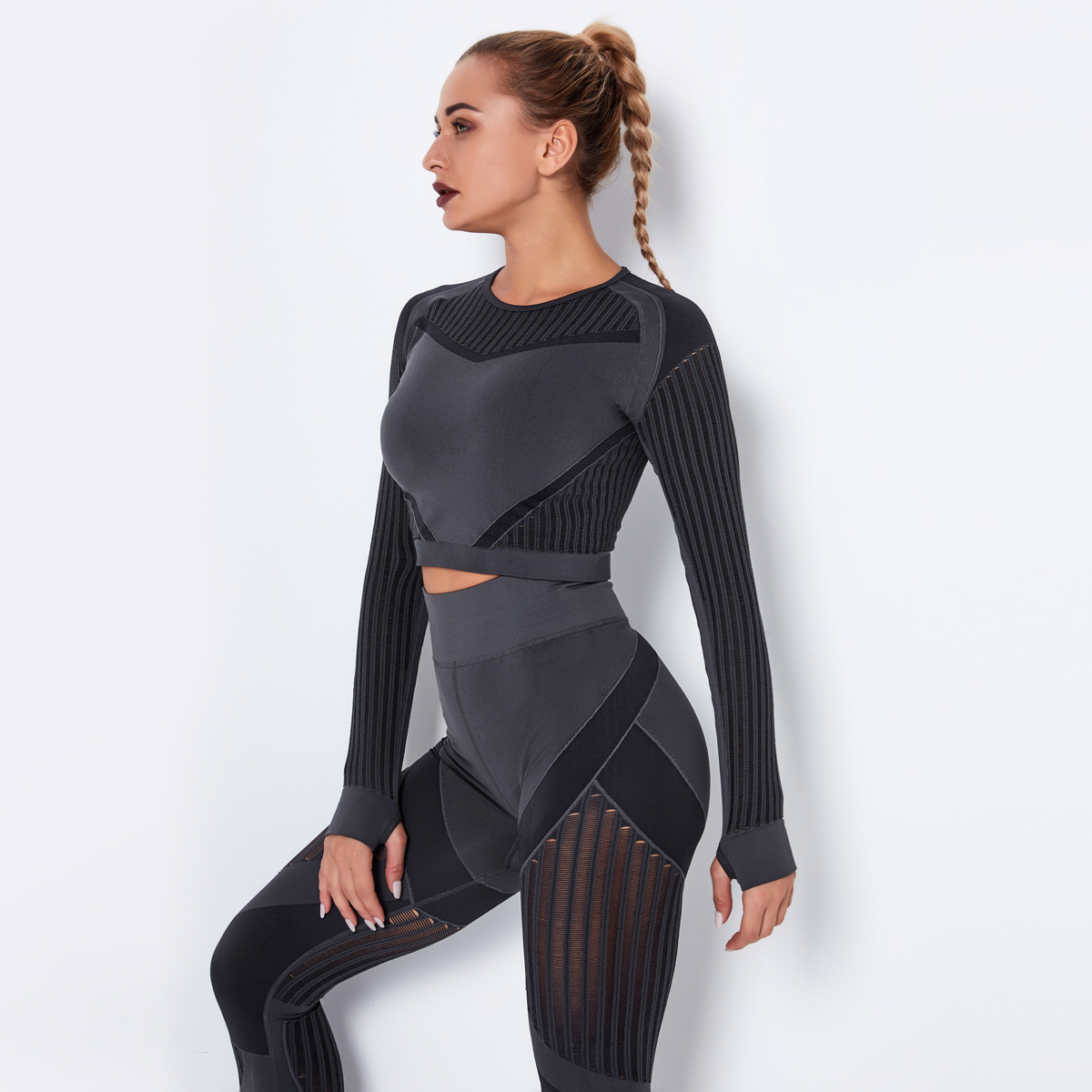 tight-fitting hollow quick-drying seamless fitness long sleeves jacket  NSNS11037