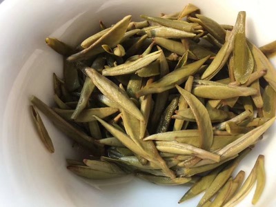 福鼎高山核心产区白茶 荒野头采白毫银针