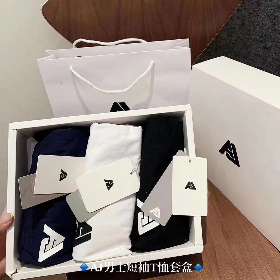 禮盒裝經典圓領透氣柔軟舒適休閑打底衫香港AJ男士短袖T恤三件套