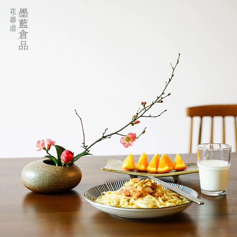 Чайный коврик в виде капли воды Маленькая ваза для цветов Дзен Китайский стиль Цветочный сосуд в японском стиле Цветочный горшок Цзяньшань Цветочный костюм