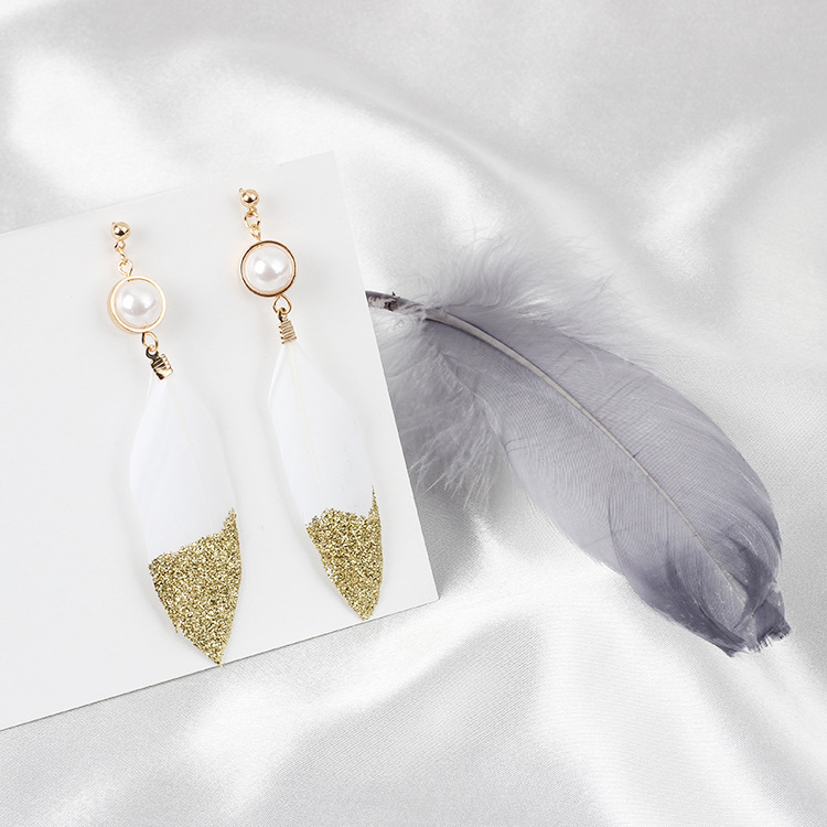 4g Weight Earrings Classification Wedding, Travel, Birthday, Festival Occasion Women'S Gender INS Style Style White, Purple, Red, Green, Yellow, Black Color Fashion Autumn And Winter Tassel Feather Pearl Earrings 2