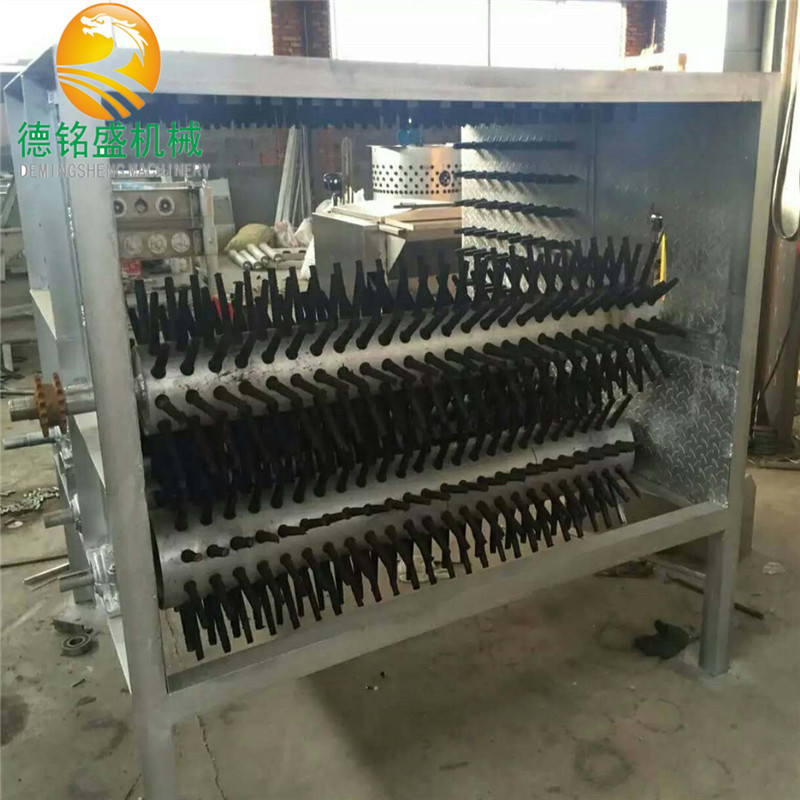 供应带捞把羊脱毛机器 德铭盛生产生猪打毛机 立式全自动猪脱毛机