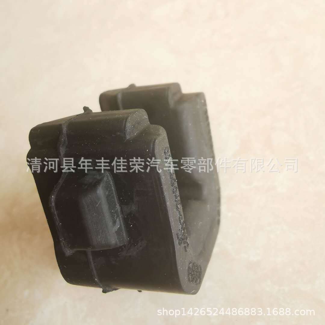 汽车配件冷却液冷却器固定件OE17118666828-阿里巴巴