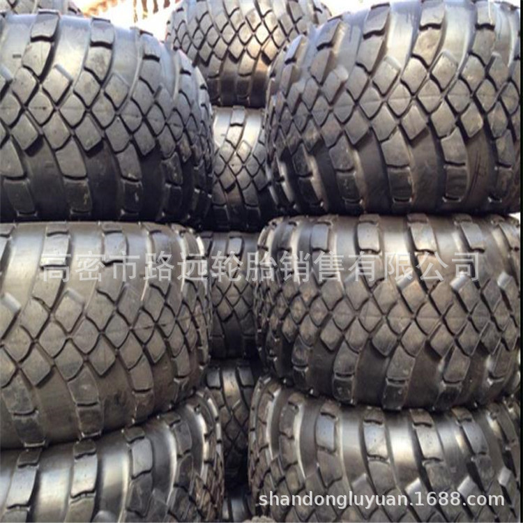 现货越野轮胎 13-20 载重卡车轮胎