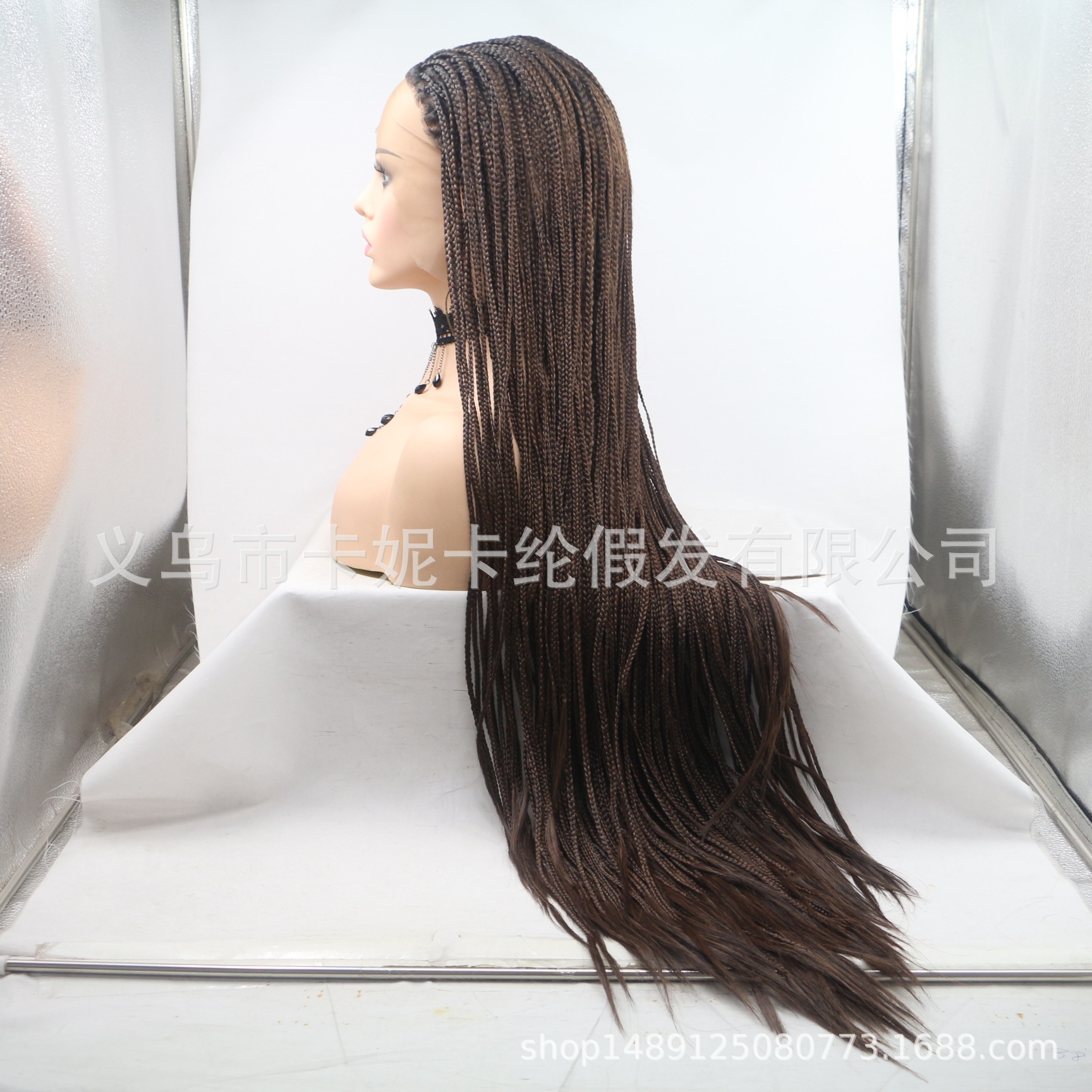 Europa, América, África, moda de tres hebras, pelucas de trenza sucia, fibra química de encaje frente a los fabricantes de pelucas