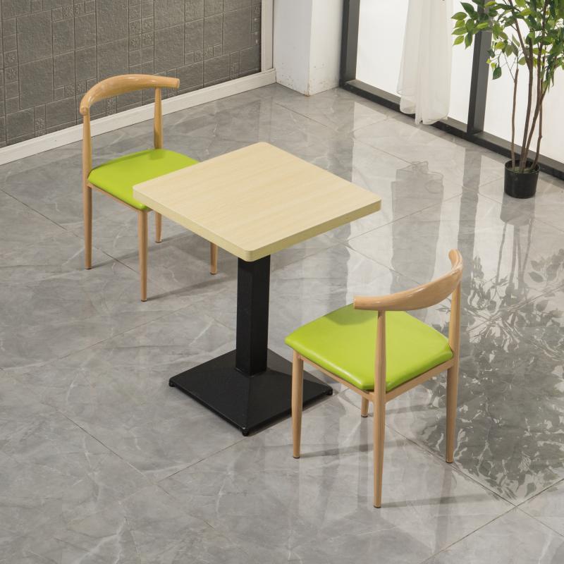 테이블 1 개와 의자 2 개 조합 (로그 컬러) 쿠션 멀티 컬러 옵션