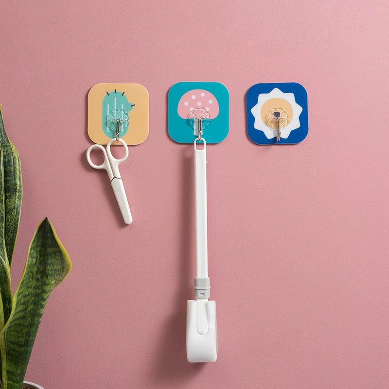 Powerless traceless paste cartoon hook linked kitchen room toilet door behind multi -function adhesive hook free nail clothes magic hook