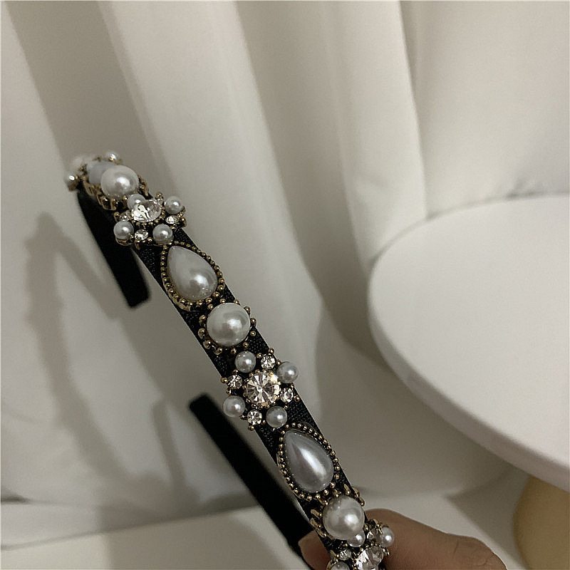 Korean Sweet Pearl Rhinestone Hair Band display picture 3