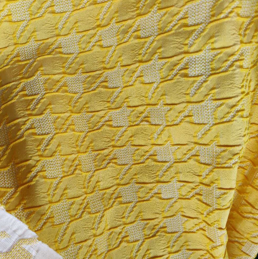 现货色织几何肌理凹凸浮雕千鸟格裙裤装套装服装提花面料织锦缎