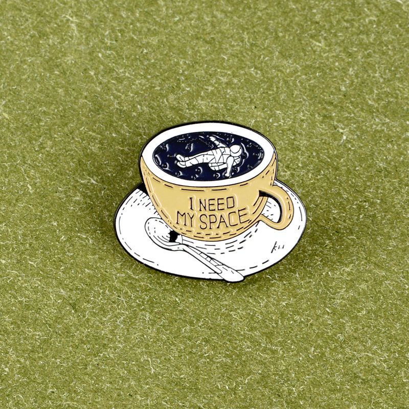 Alloy Material Cartoon Style Pin Astronaut Cup Alloy Unisex Brooches