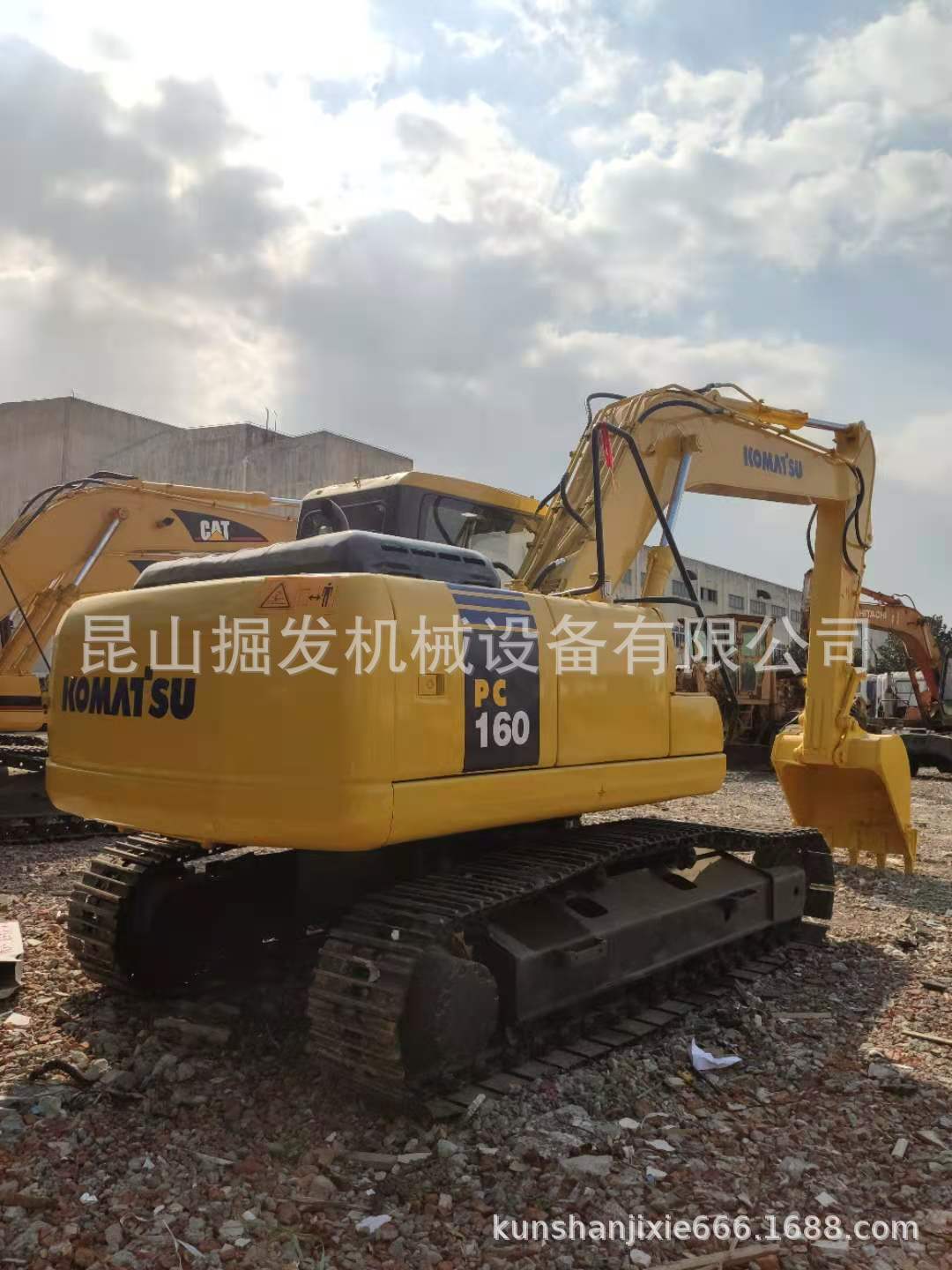 二手小松KOMATSU160-7挖掘机 小松PC160-7挖机