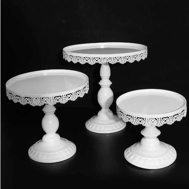 Soporte de pastel de hierro de metal dorado/plato de pastel de tres piezas/plato de fruta/bandeja de punto occidental decoración de la boda