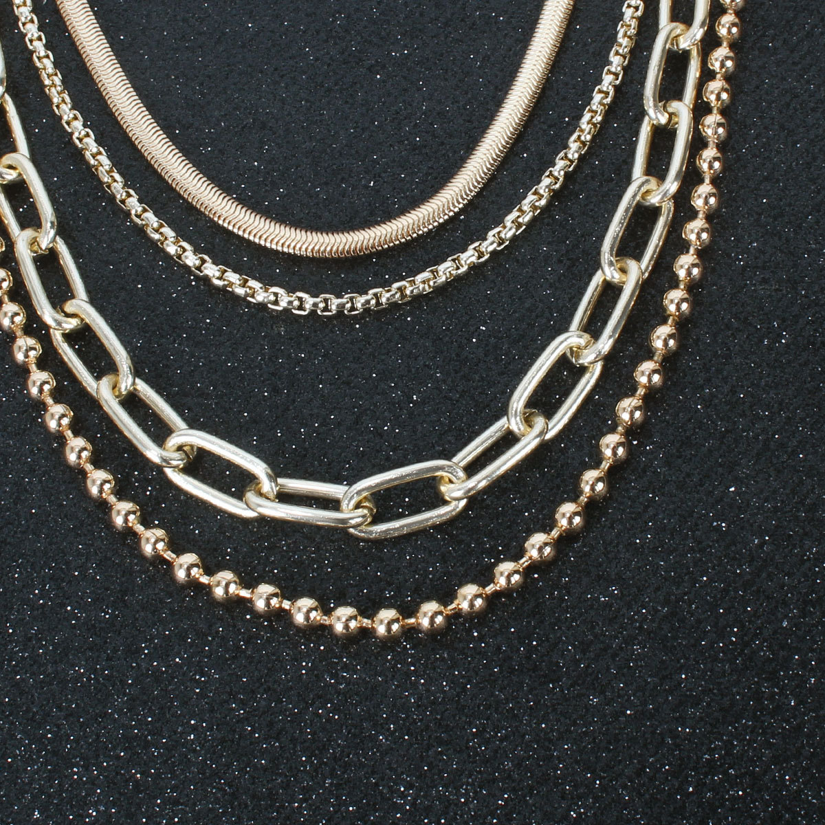 Fashion Metal Necklace Wholesale Nihaojewelry Multi-layer Chain Clavicle Chain Necklace Women display picture 3