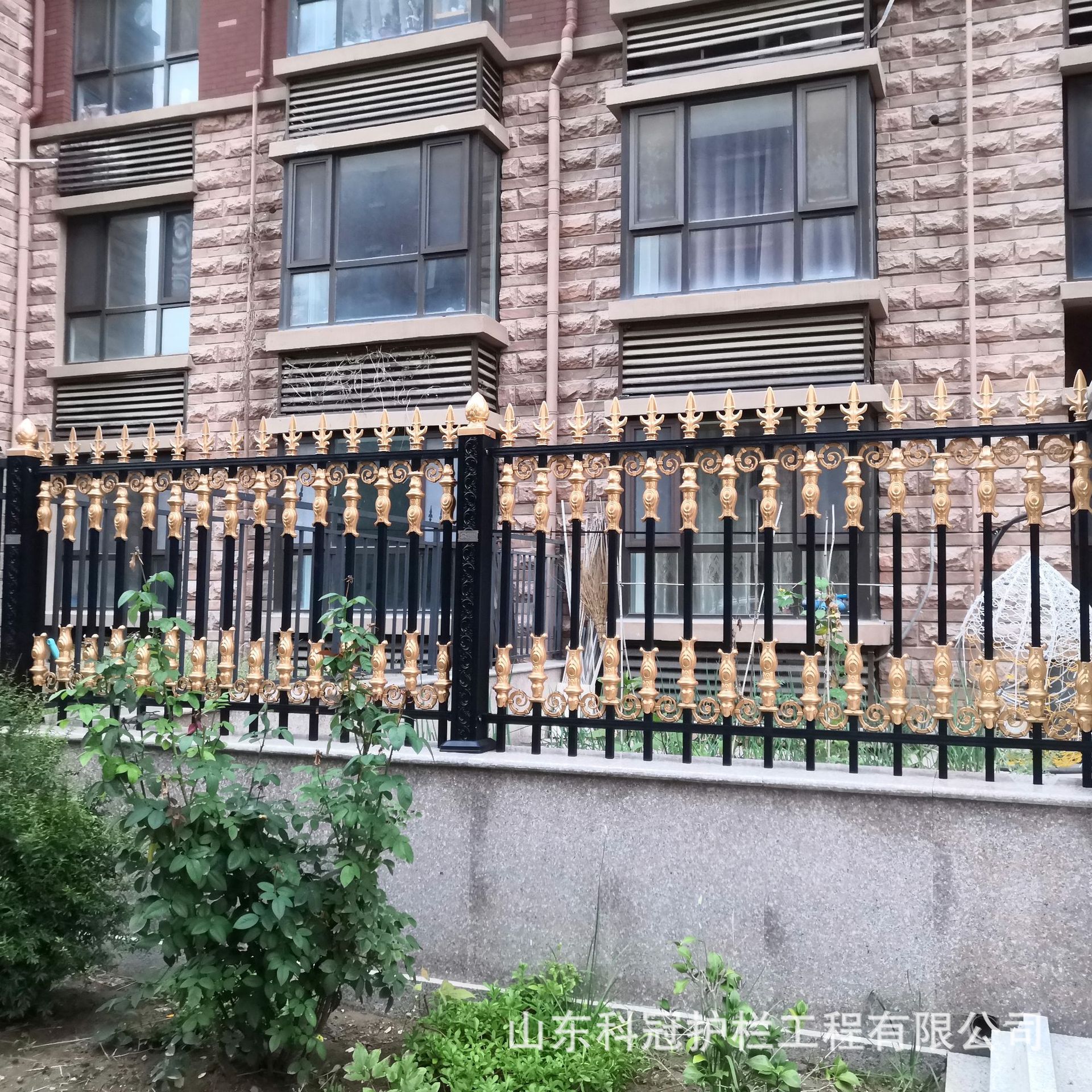 铝艺护栏庭院园林花园铝合金护栏别墅小区防护栏杆定 制款