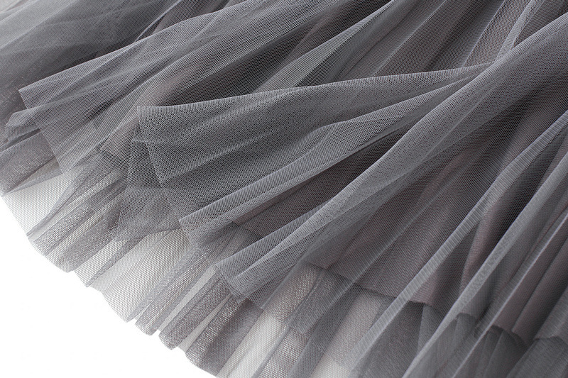 Mid-Length High Waist Pleated Yarn Skirt in Skirts