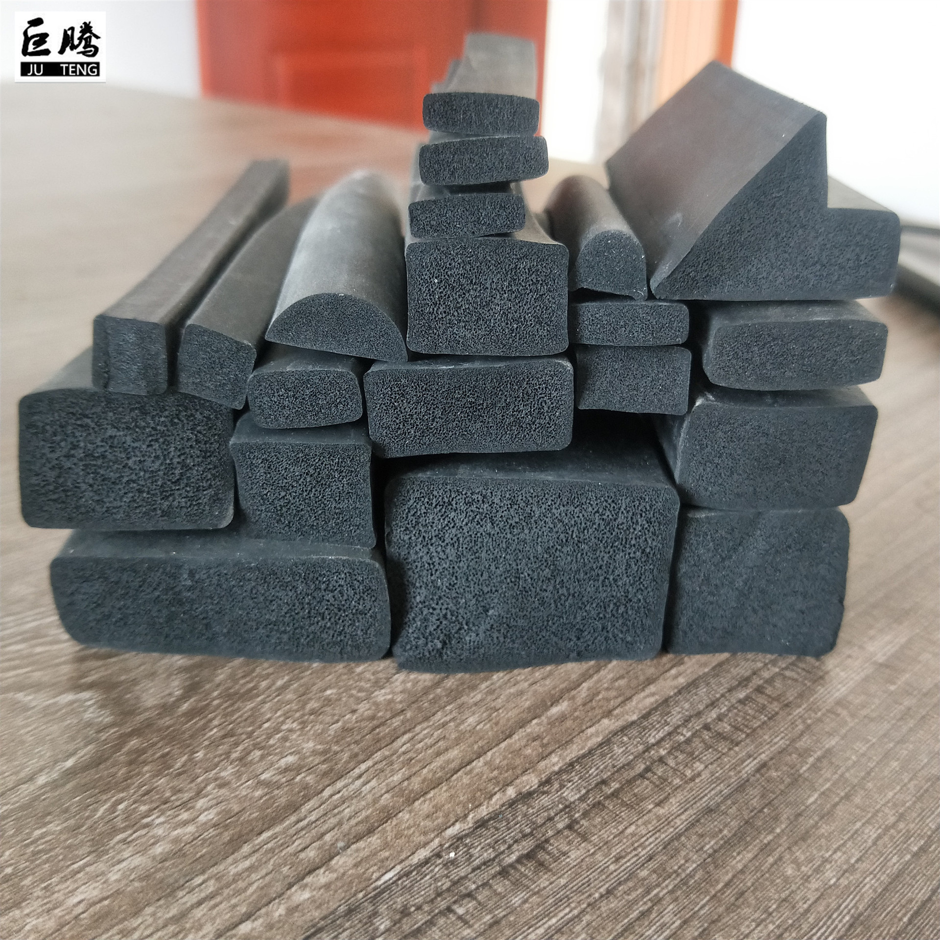 Factory Sponge sponge hair bubble custom rubber strip tablet self…