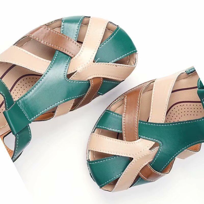 Cross-border Amazon export women's shoes 2020 Summer new style European and American retro round-toe wedge heel cross-buckle women's sandals undefined