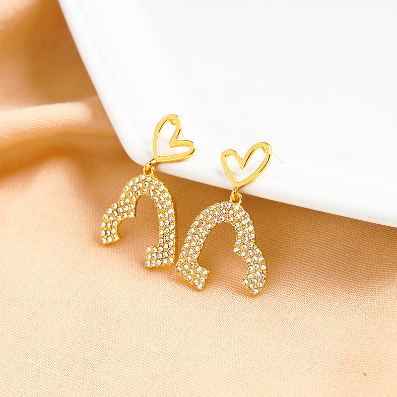 Fashion 925 Silver Pin Earrings Creative Design Wild Diamond Earrings Love Earrings Wholesale Nihaojewelry display picture 2