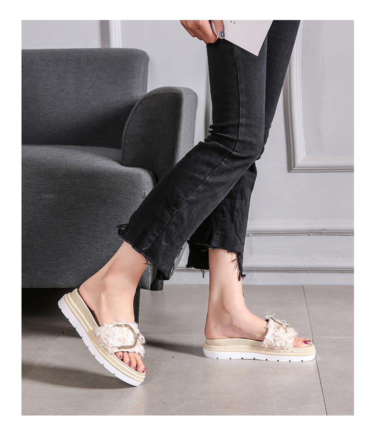 Moterų platforminės basutės ir šlepetės vasaros mada šlepetės_voghion.com