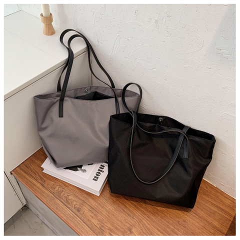 Simple Large Capacity One-shoulder Tote Bag display picture 56