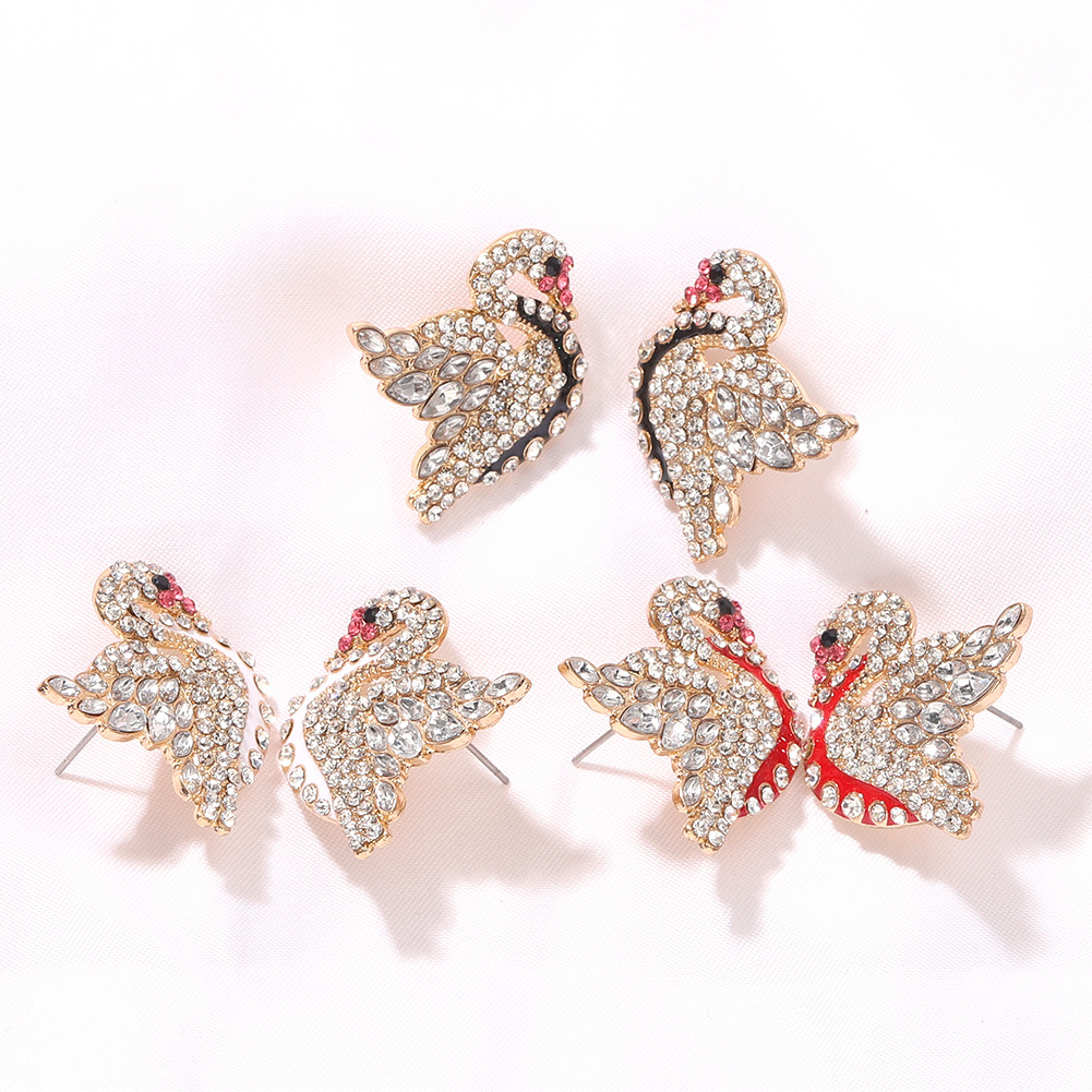 New Fashion  Alloys Studded With Diamonds  Atmosphere Small Fresh  Alloy Earrings Nihaojewelry Wholesale display picture 13