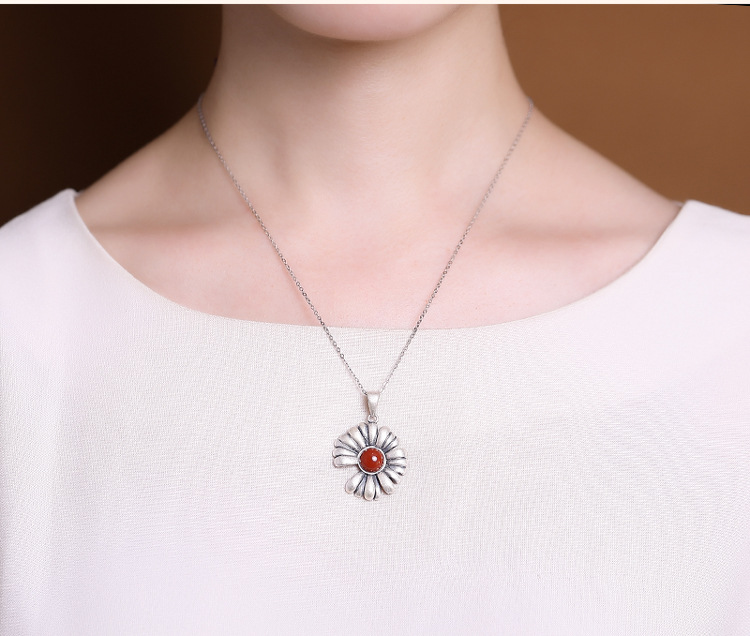 Vòng tay bạc S925 mờ retro hình hoa cúc đính mã não đỏ cho nữ — Kiểu Mặt dây chuyền (không có dây chuyền) chi tiết 5