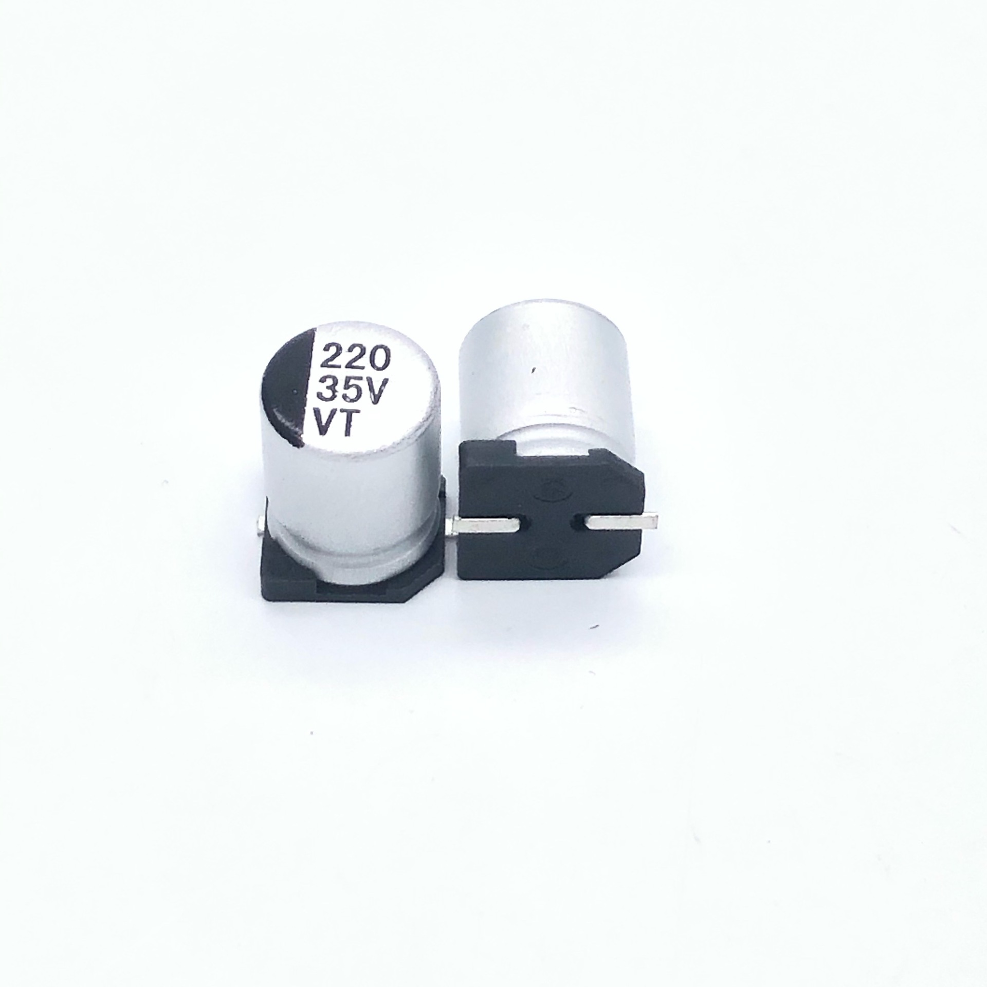 厂家直销专业贴片电解电容35v220uf 220uf35v 型号齐全