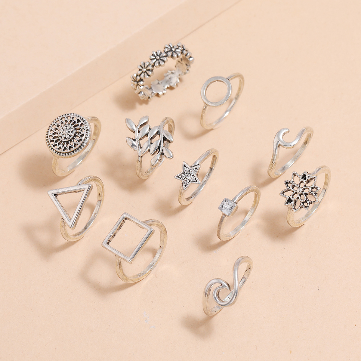 Retro Geometric Silver Flower Wave Star Square Round Leaf Alloy Ring 11 Piece Set display picture 3